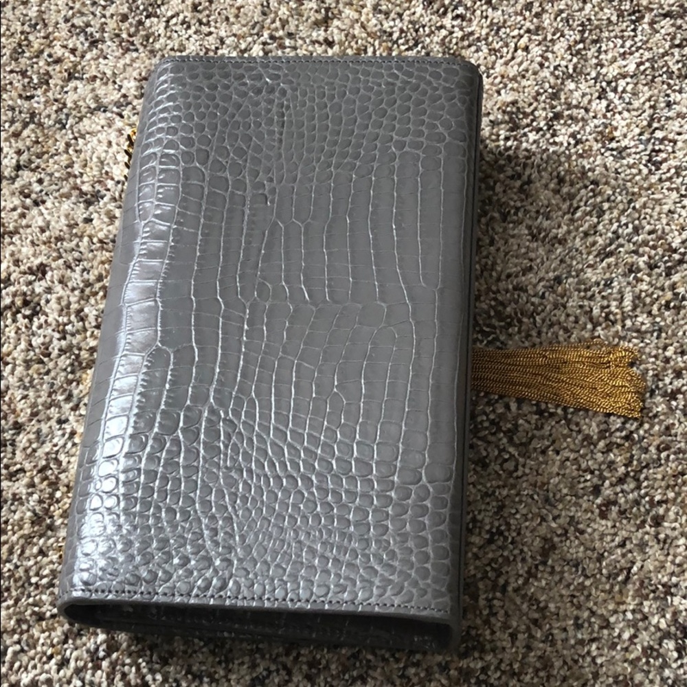 Additional pictures of YSL
